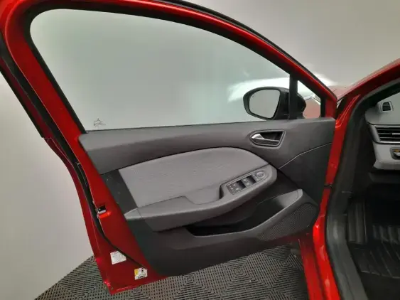 RENAULT CLIO V - voiture d'occasion - Photo 19