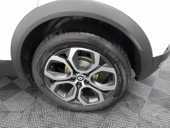 RENAULT CAPTUR II - voiture d'occasion - Photo 24