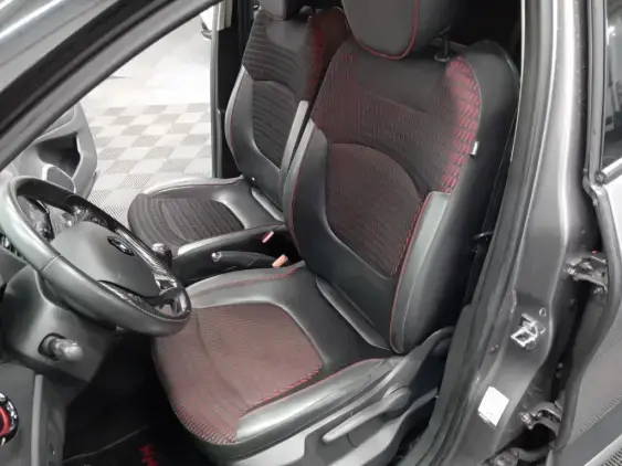 RENAULT CAPTUR - voiture d'occasion - Photo 18