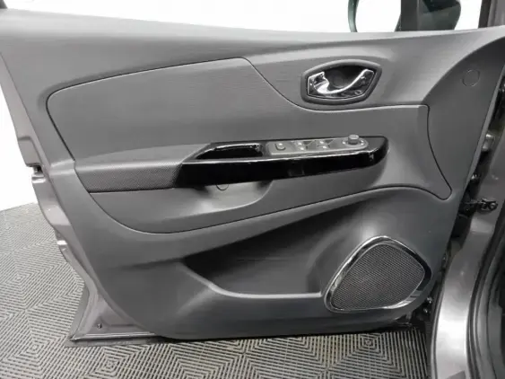 RENAULT CAPTUR - voiture d'occasion - Photo 19
