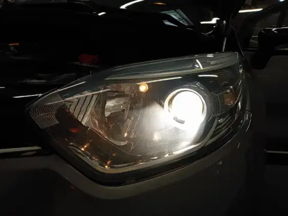 RENAULT CAPTUR - voiture d'occasion - Photo 22