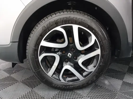 RENAULT CAPTUR - voiture d'occasion - Photo 23