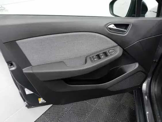RENAULT CLIO V - voiture d'occasion - Photo 19