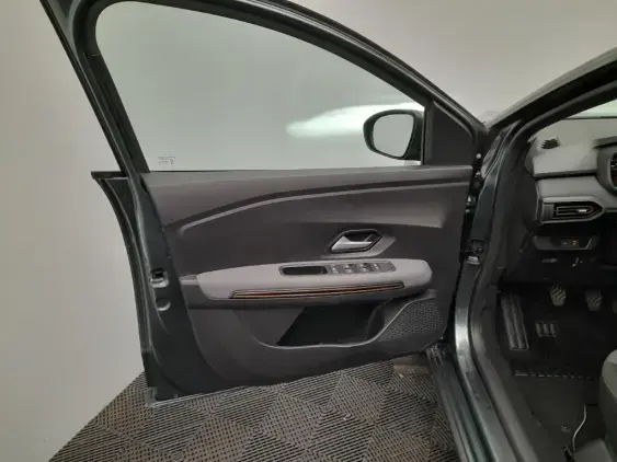 DACIA SANDERO III - voiture d'occasion - Photo 17