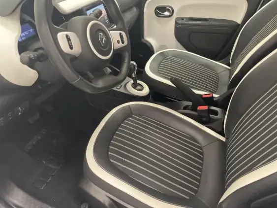 RENAULT TWINGO ELECTRIQUE III - voiture d'occasion - Photo 17