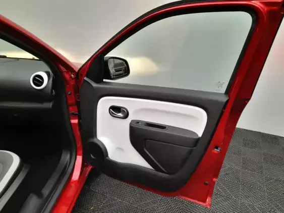 RENAULT TWINGO ELECTRIQUE III - voiture d'occasion - Photo 17