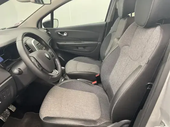RENAULT CAPTUR - voiture d'occasion - Photo 18