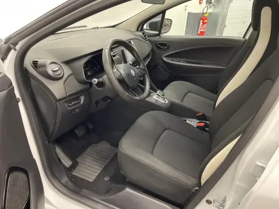 RENAULT ZOE - voiture d'occasion - Photo 17