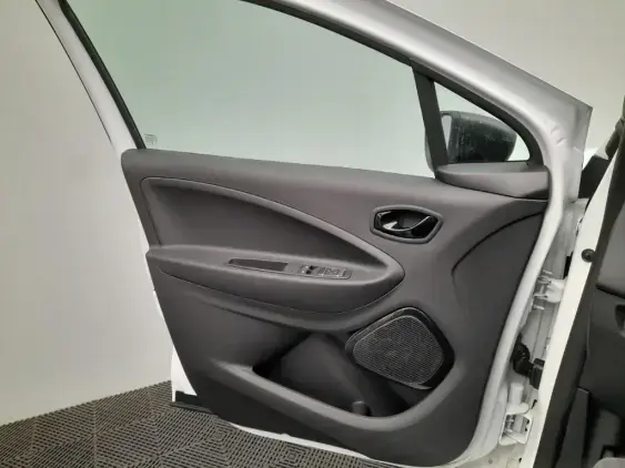 RENAULT ZOE - voiture d'occasion - Photo 15