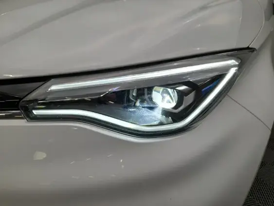 RENAULT ZOE - voiture d'occasion - Photo 17