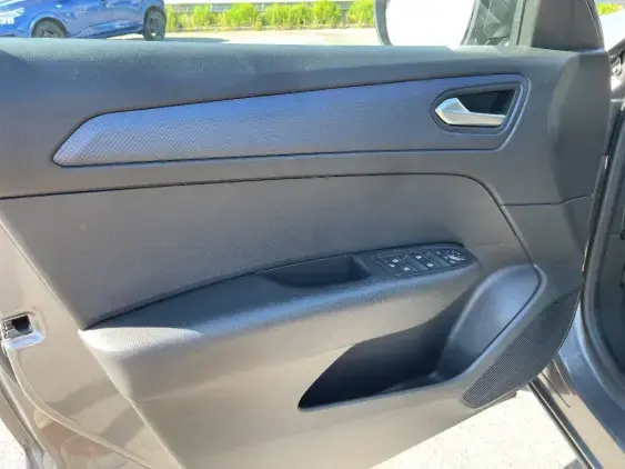 RENAULT ARKANA - voiture d'occasion - Photo 19