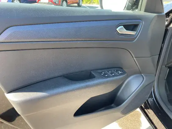 RENAULT ARKANA - voiture d'occasion - Photo 19