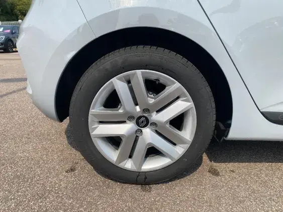 RENAULT CLIO V - voiture d'occasion - Photo 20