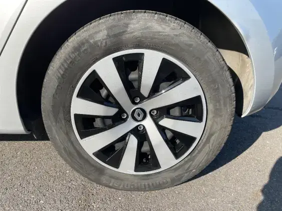 RENAULT CLIO V - voiture d'occasion - Photo 23