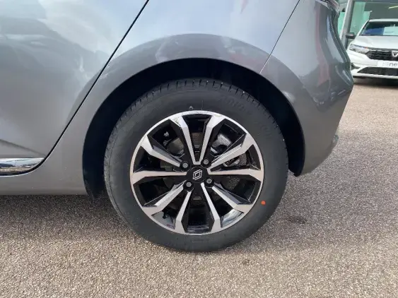 RENAULT CLIO V - voiture d'occasion - Photo 19