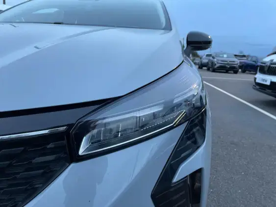 RENAULT CLIO V SOCIETE - voiture d'occasion - Photo 19