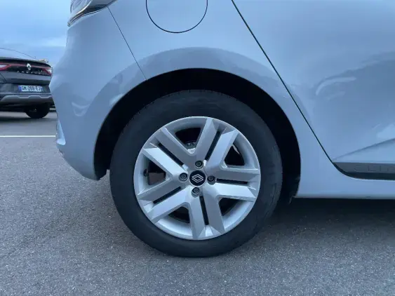 RENAULT CLIO V SOCIETE - voiture d'occasion - Photo 22