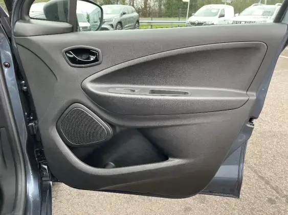 RENAULT ZOE - voiture d'occasion - Photo 18