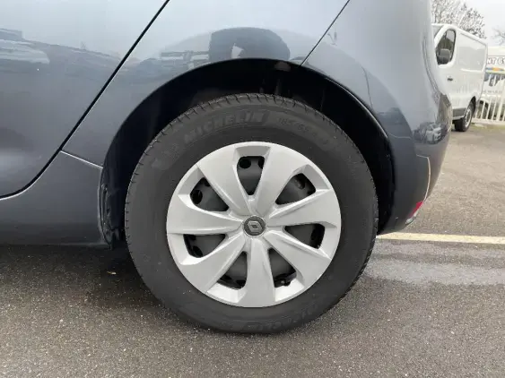 RENAULT ZOE - voiture d'occasion - Photo 21