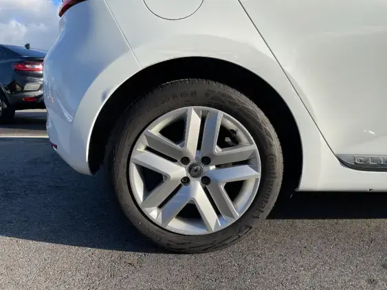 RENAULT CLIO V - voiture d'occasion - Photo 22