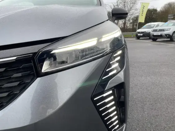 RENAULT CLIO V - voiture d'occasion - Photo 19