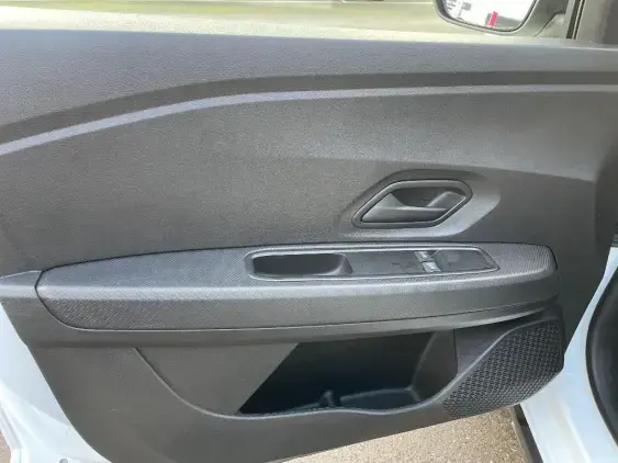 DACIA SANDERO III - voiture d'occasion - Photo 19