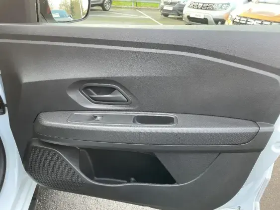 DACIA SANDERO III - voiture d'occasion - Photo 20