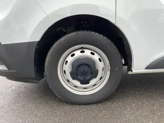 RENAULT TRAFIC FG III - voiture d'occasion - Photo 19