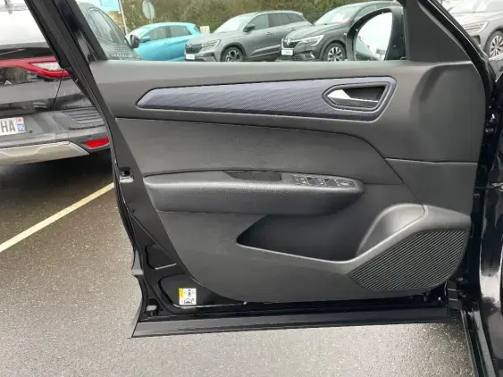 RENAULT ARKANA - voiture d'occasion - Photo 17