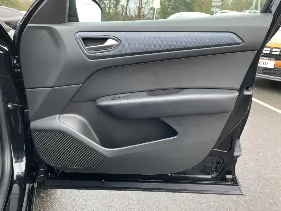 RENAULT ARKANA - voiture d'occasion - Photo 18