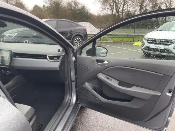 RENAULT CLIO V - voiture d'occasion - Photo 18