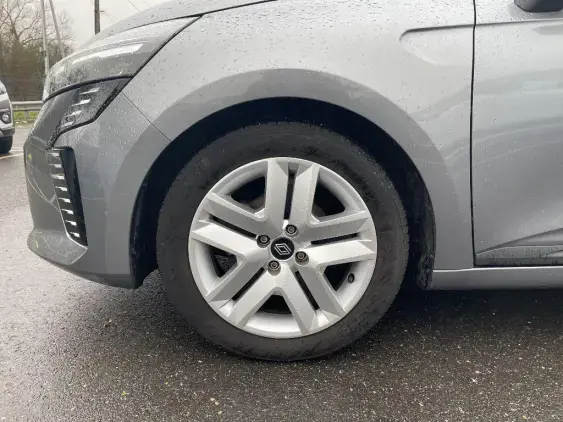 RENAULT CLIO V - voiture d'occasion - Photo 20