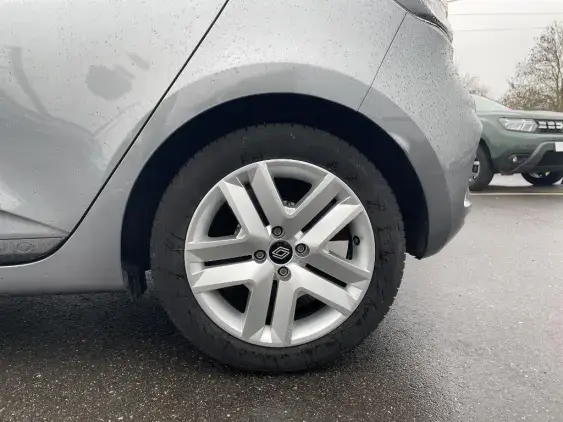 RENAULT CLIO V - voiture d'occasion - Photo 21