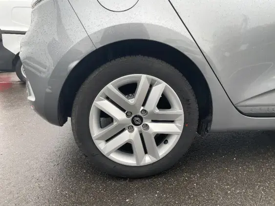 RENAULT CLIO V - voiture d'occasion - Photo 22