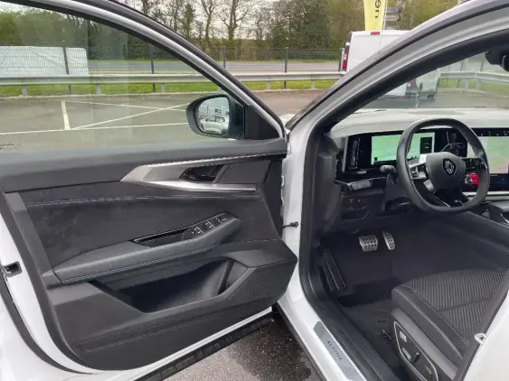 RENAULT AUSTRAL - voiture d'occasion - Photo 17