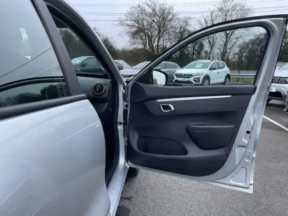 DACIA SPRING - voiture d'occasion - Photo 19