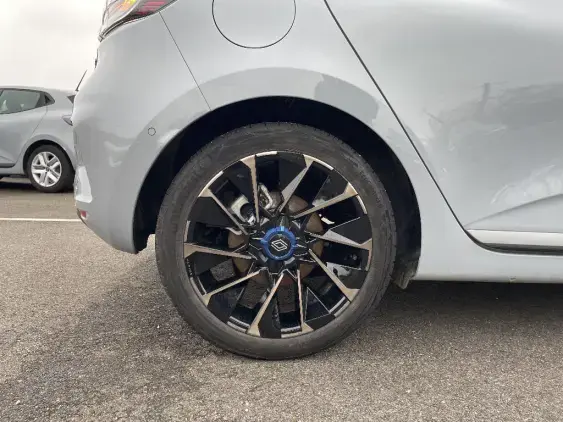 RENAULT CLIO V - voiture d'occasion - Photo 22