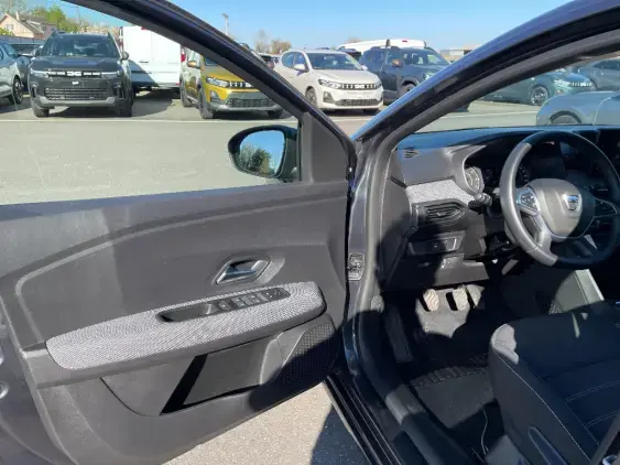 DACIA SANDERO III - voiture d'occasion - Photo 17