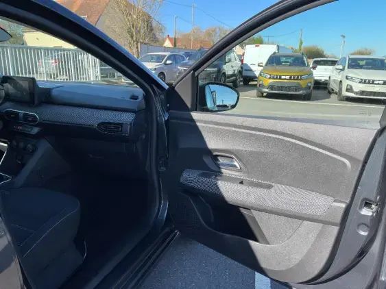 DACIA SANDERO III - voiture d'occasion - Photo 18