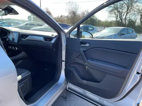 RENAULT CAPTUR II - voiture d'occasion - Photo 18