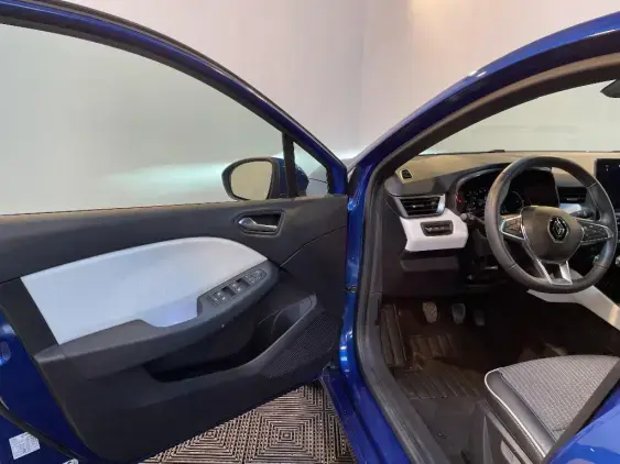 RENAULT CLIO V - voiture d'occasion - Photo 17