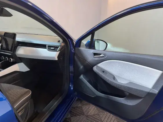 RENAULT CLIO V - voiture d'occasion - Photo 18