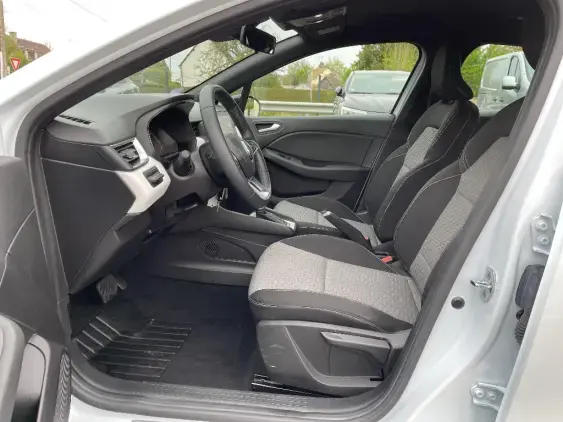 RENAULT CLIO V - voiture d'occasion - Photo 16