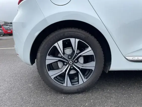 RENAULT CLIO V - voiture d'occasion - Photo 22