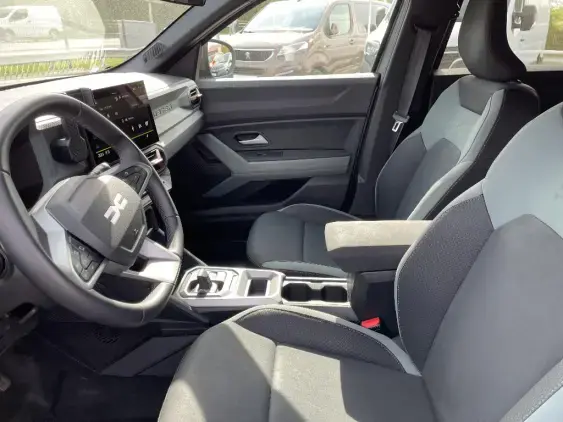 DACIA DUSTER III - voiture d'occasion - Photo 16