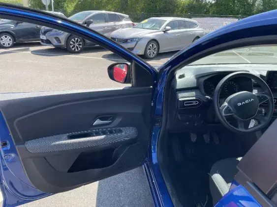 DACIA SANDERO III - voiture d'occasion - Photo 19