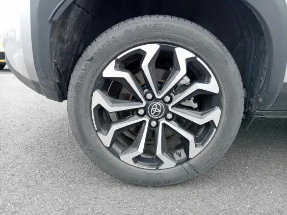 TOYOTA YARIS CROSS I - voiture d'occasion - Photo 22