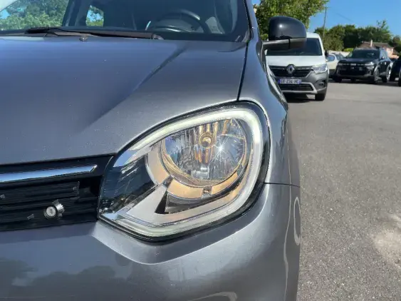 RENAULT TWINGO III - voiture d'occasion - Photo 18