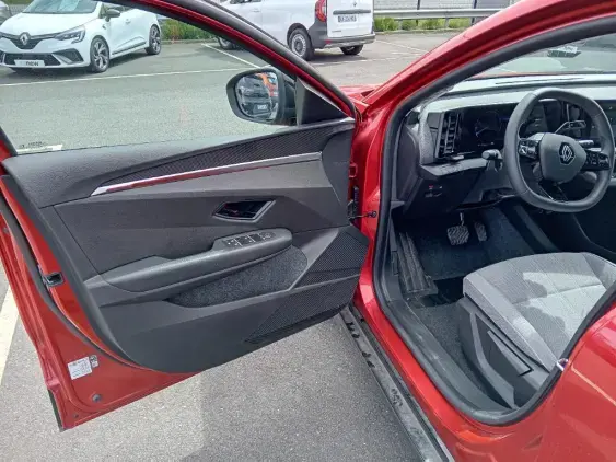 RENAULT MEGANE V - voiture d'occasion - Photo 17