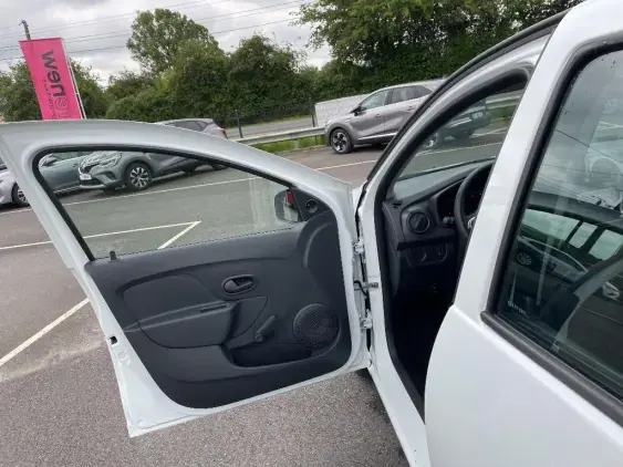 DACIA SANDERO II - voiture d'occasion - Photo 18